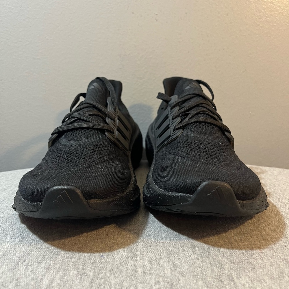 Adidas Ultraboost Triple Black Athletic Running Women's Shoe Size 7.5 GZ5166​ - Picture 2 of 10